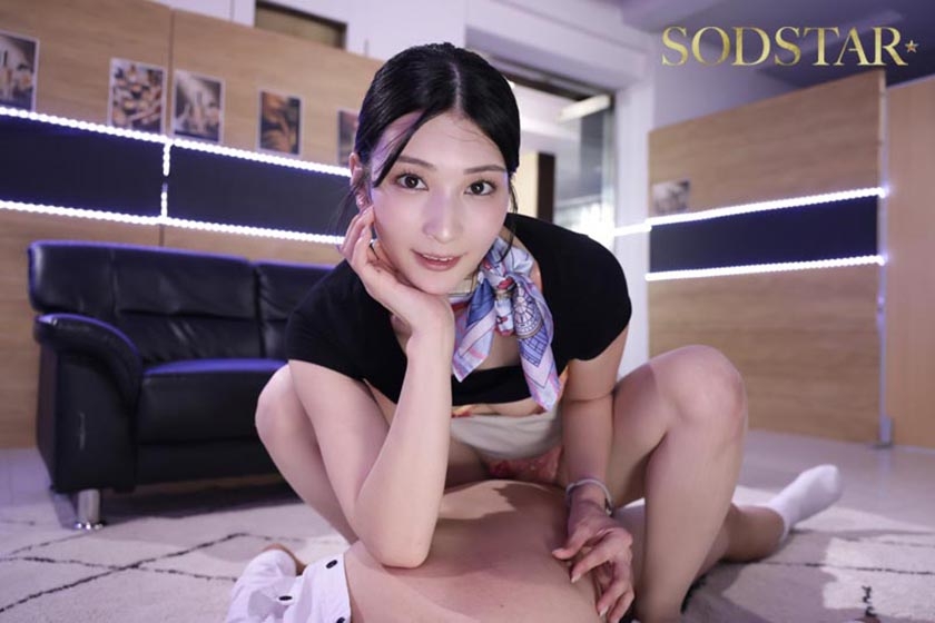 フェラ&SEXで顔射させる美容部員 本庄鈴